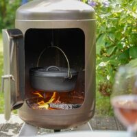 dutch oven in stokem fire